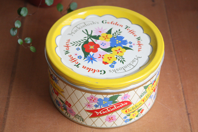 ヴィンテージ缶