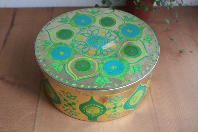 ヴィンテージ缶