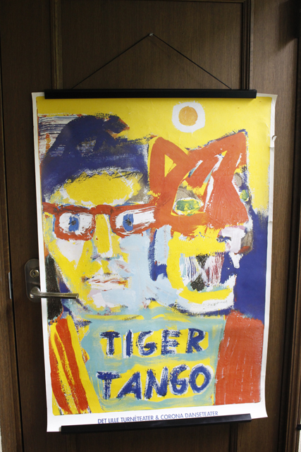 60×88cm