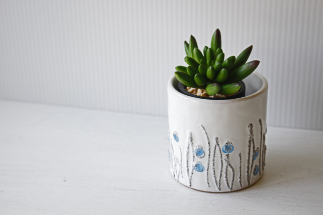 PetaPeta北欧雑貨ショップ>>ドイツヴィンテージ>>鉢カバー>>青い花 PetaPeta北欧雑貨ショップ>>ドイツヴィンテージ>>鉢カバー>>青い花