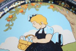 Irma/ヴィンテージ缶