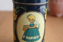 Irma/ヴィンテージ缶