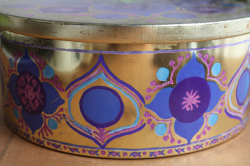 ヴィンテージ缶