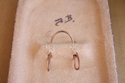 ヴィンテージ陶板/マリを持った女の子