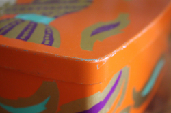 Ira/ヴィンテージ缶