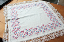 北欧刺繍/北欧クロス/デンマーク刺繍