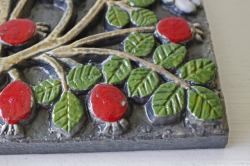 PetaPeta北欧雑貨ショップ＞＞Lisa Larson＞＞陶板の壁掛け＞＞ローズ