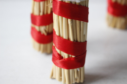 PetaPeta北欧雑貨ショップ＞＞北欧のクリスマス＞＞わら素材＞＞ヤギの